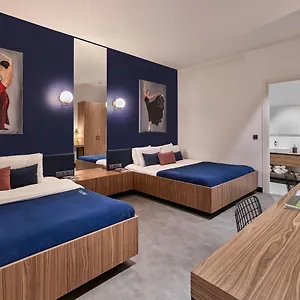 Капсульный отель Kepler Club Sabiha Goekcen Airport - International Transit Area, Стамбул